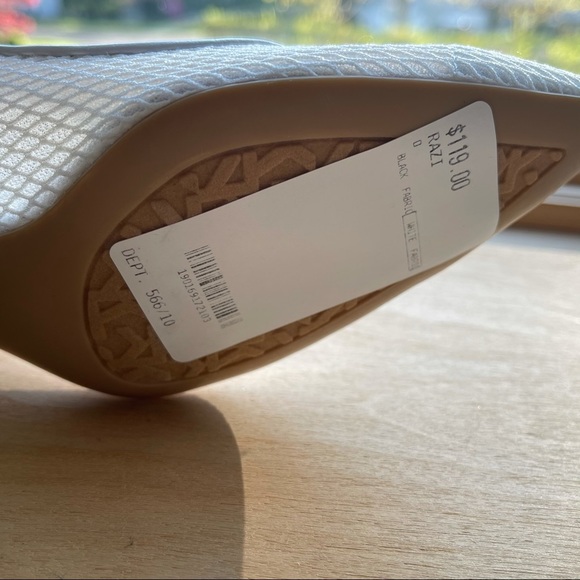 Karl Lagerfeld Paris, New, Razi,Women's Mesh Pump - Picture 12 of 12